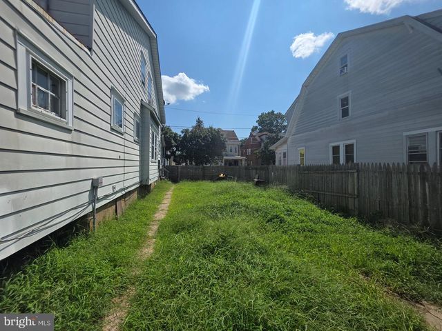 572--574 EMMETT AVE, Trenton, NJ 08629