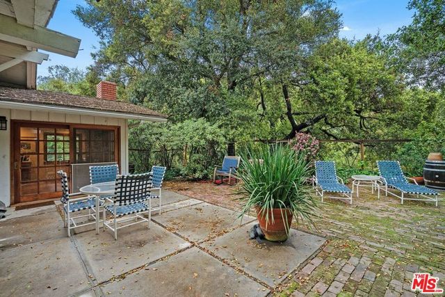 1809 Melhill Way, Los Angeles, CA 90049