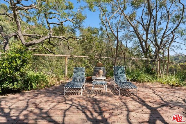 1809 Melhill Way, Los Angeles, CA 90049