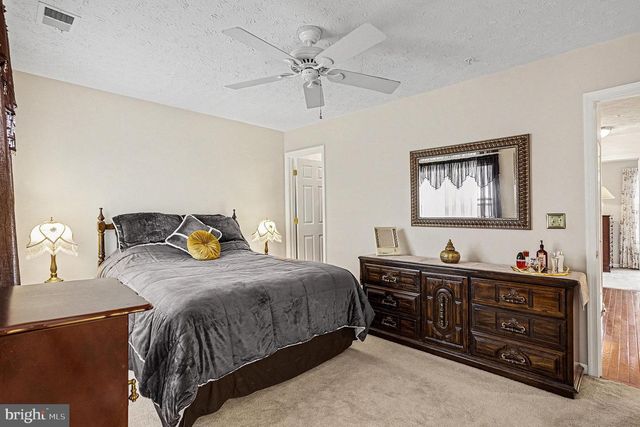 22 OAKSYLVAN WAY, Baltimore, MD 21236