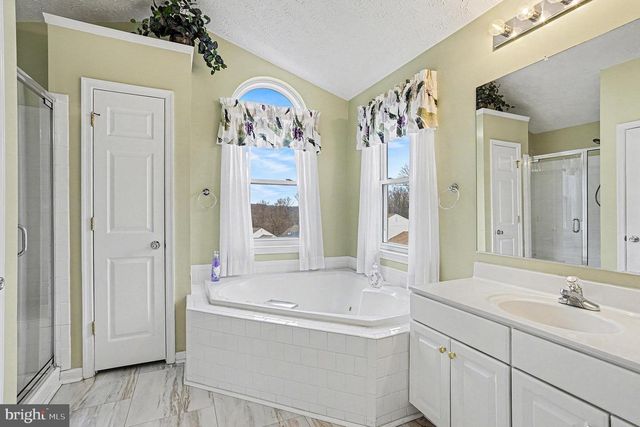 22 OAKSYLVAN WAY, Baltimore, MD 21236