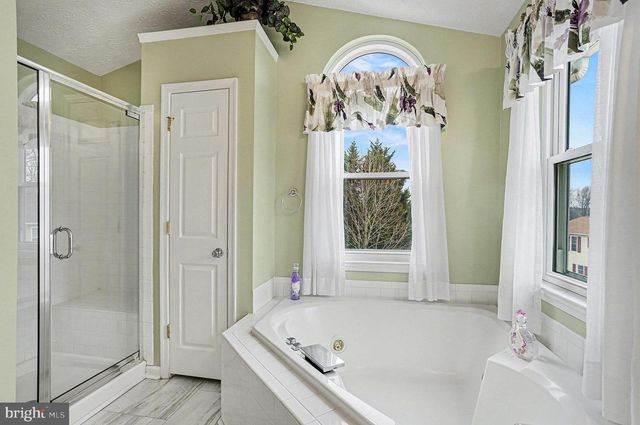 22 OAKSYLVAN WAY, Baltimore, MD 21236