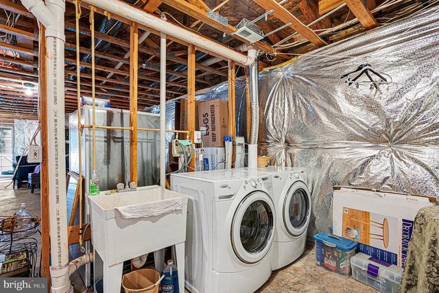 22 OAKSYLVAN WAY, Baltimore, MD 21236