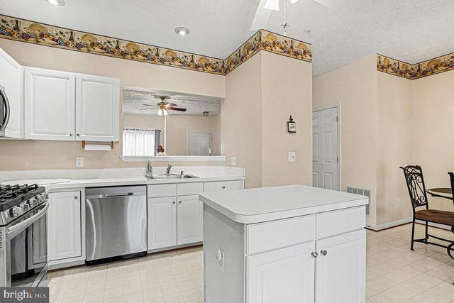 22 OAKSYLVAN WAY, Baltimore, MD 21236