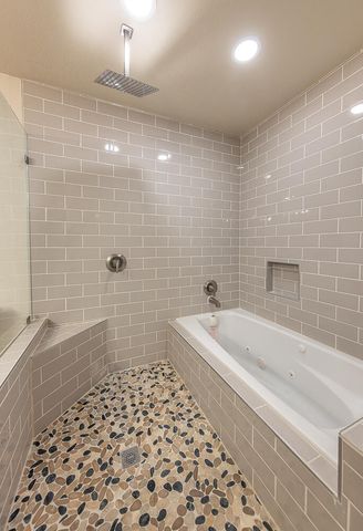 1304 8th Street, Shallowater, TX 79363