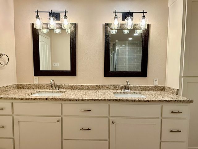 1304 8th Street, Shallowater, TX 79363