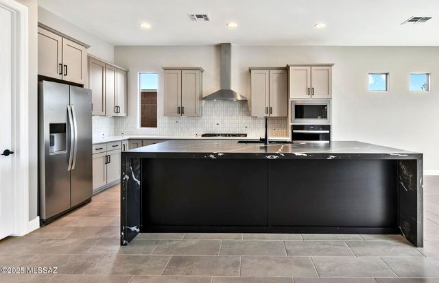 13290 N Galena Trail, Oro Valley, AZ 85755