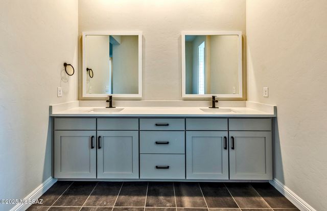 13290 N Galena Trail, Oro Valley, AZ 85755