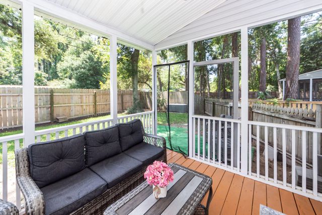 1231 Center Lake Drive, Mount Pleasant, SC 29464