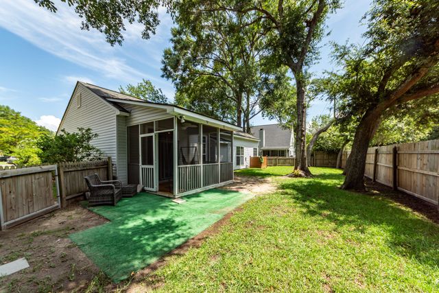 1231 Center Lake Drive, Mount Pleasant, SC 29464