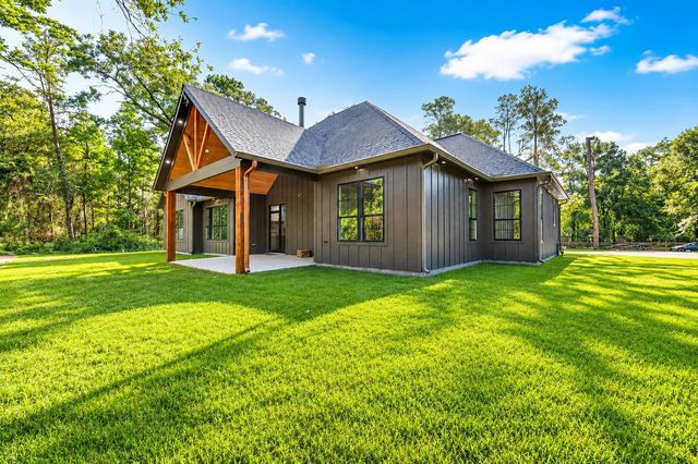 11299 Blue Heron Drive, Plantersville, TX 77363
