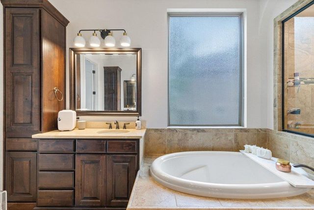 8801 Wild Rice CV, Austin, TX 78738