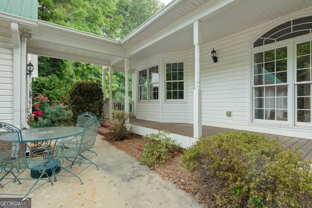 8145 Bennett Lane, Gainesville, GA 30506