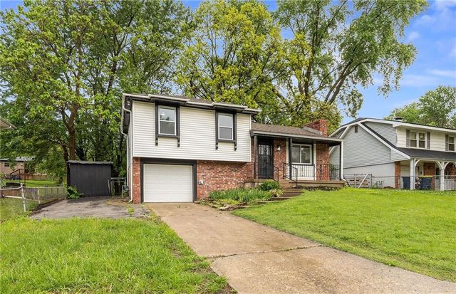 5412 NE 56th Place, Kansas City, MO 64119