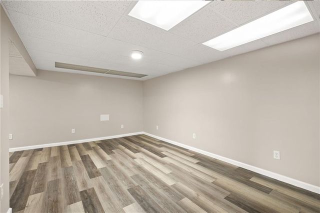 5412 NE 56th Place, Kansas City, MO 64119
