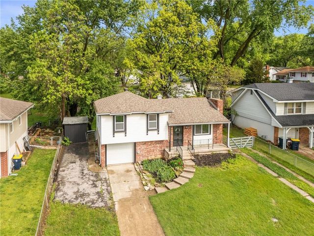 5412 NE 56th Place, Kansas City, MO 64119