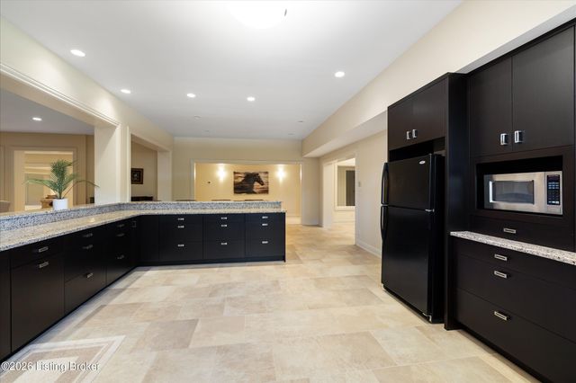 11306 Bodley Dr, Louisville, KY 40223