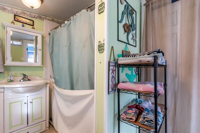 21 Bayview Street, Wareham, MA 02571