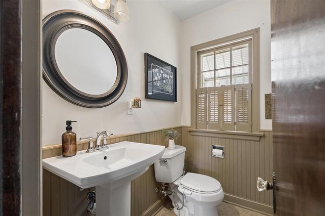1823 HUBBARD STREET, Oshkosh, WI 54902