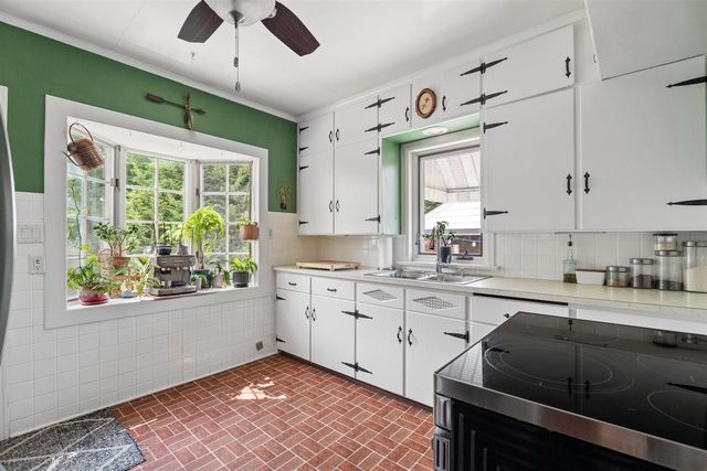 1823 HUBBARD STREET, Oshkosh, WI 54902