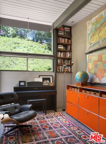 12450 Rochedale Lane, Los Angeles, CA 90049