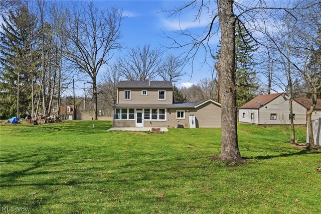 1555 Ambre Drive, Akron, OH 44312