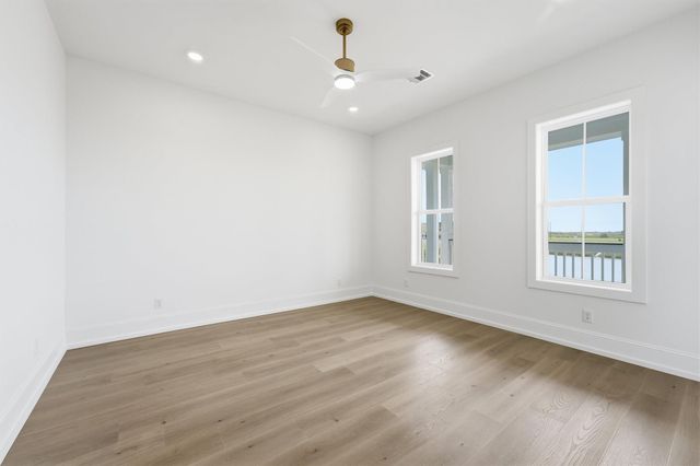 11350 Beachside Drive, Galveston, TX 77554