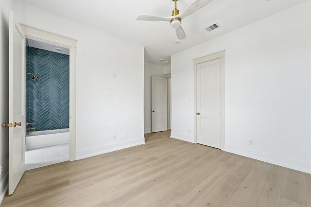 11350 Beachside Drive, Galveston, TX 77554