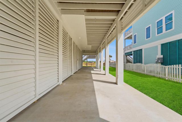 11350 Beachside Drive, Galveston, TX 77554