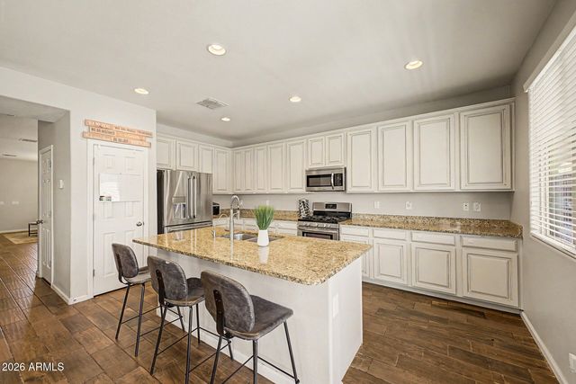 3938 E SOURWOOD Drive, Gilbert, AZ 85298