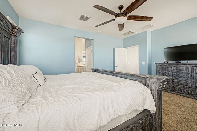 3938 E SOURWOOD Drive, Gilbert, AZ 85298