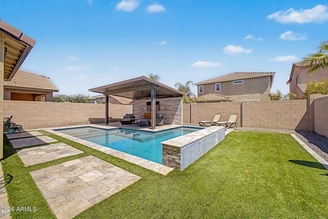 3938 E SOURWOOD Drive, Gilbert, AZ 85298
