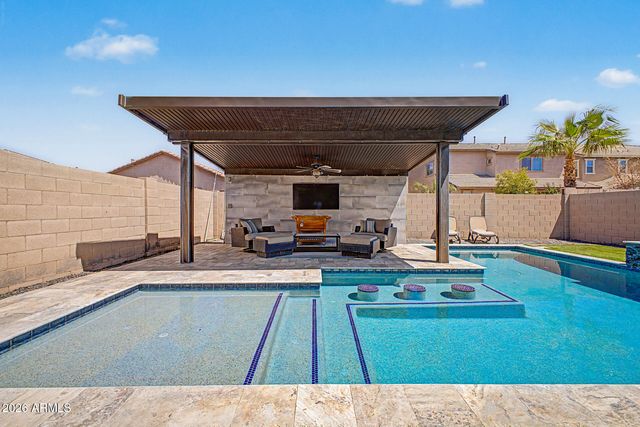 3938 E SOURWOOD Drive, Gilbert, AZ 85298