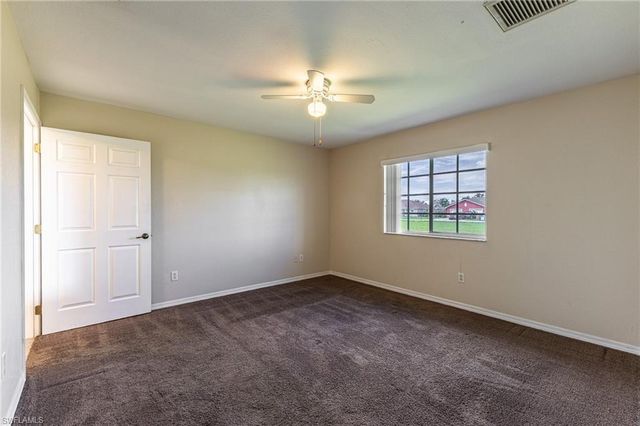 717 SE 8th ST, Cape Coral, FL 33990