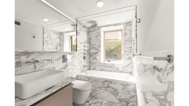 357 W 29TH Street GB, New York City, NY 10001