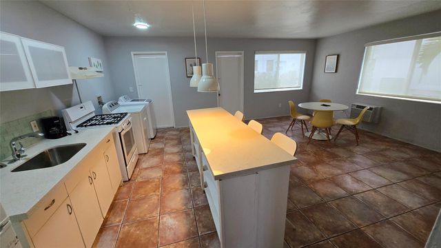 7725 Harding Avenue 2, Miami Beach, FL 33141
