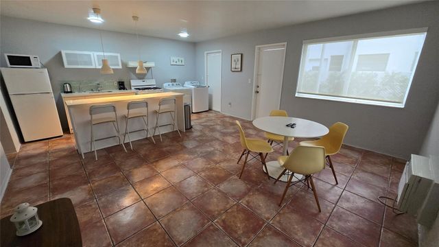 7725 Harding Avenue 2, Miami Beach, FL 33141