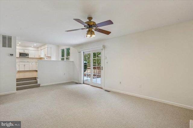 5700 MAGIC MOUNTAIN DR, North Bethesda, MD 20852