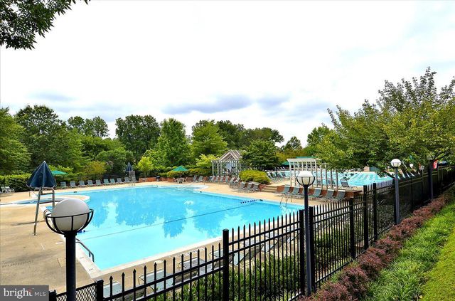 5700 MAGIC MOUNTAIN DR, North Bethesda, MD 20852