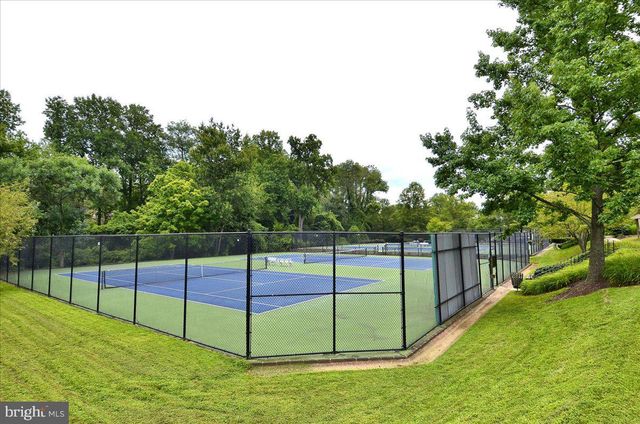 5700 MAGIC MOUNTAIN DR, North Bethesda, MD 20852