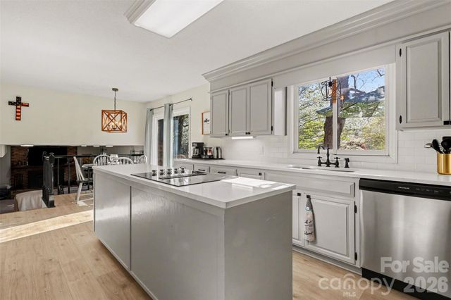 1226 Twin Lakes Road, Rock Hill, SC 29732