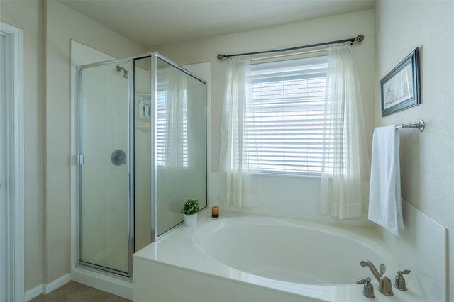 4501 Heritage Well LN, Round Rock, TX 78665