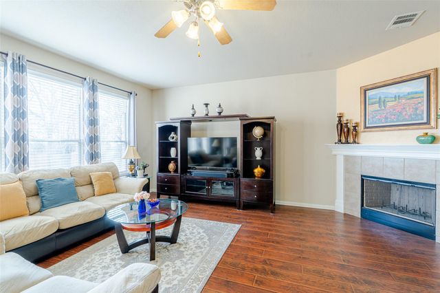 4501 Heritage Well LN, Round Rock, TX 78665