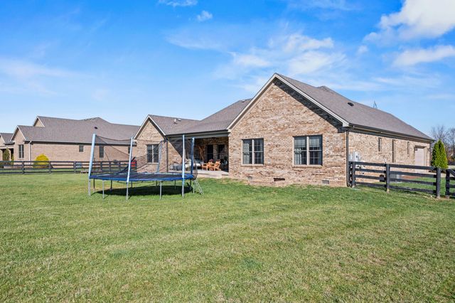 606 Old Coach Road, Nicholasville, KY 40356