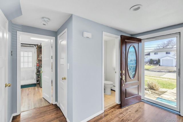 2505 Walters Court, Bellmore, NY 11710