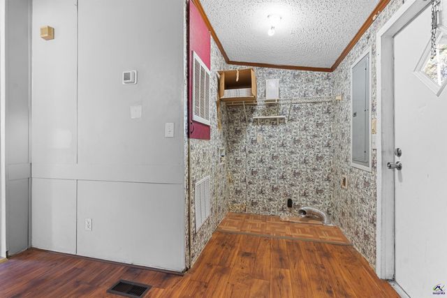 592 Toomer Rd, Perry, GA 31069