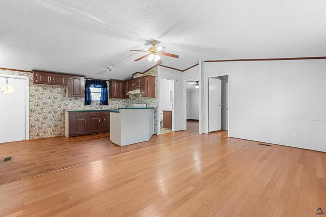 592 Toomer Rd, Perry, GA 31069