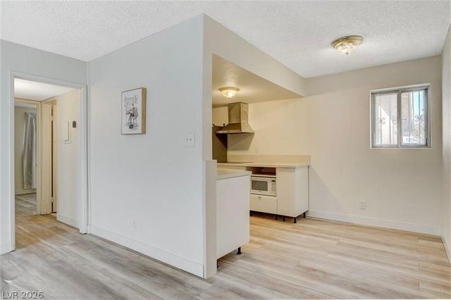 3841 Daisy Street 19, Las Vegas, NV 89119