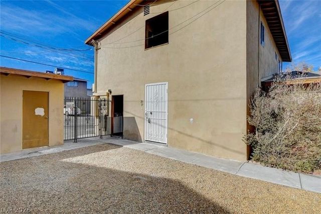 3841 Daisy Street 19, Las Vegas, NV 89119