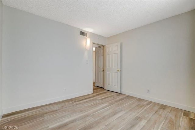 3841 Daisy Street 19, Las Vegas, NV 89119